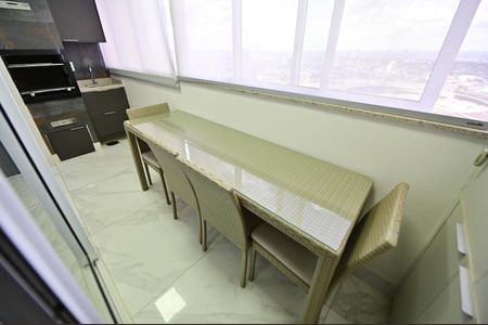 Apartamento para alugar com 52m², 1 quarto e 1 vagaÁrea de Serviço