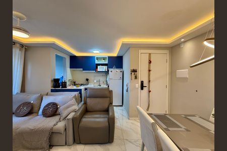 Apartamento à venda com 45m², 2 quartos e 1 vaga Apartamento à venda com 45m², 2 quartos e 1 vagaSala