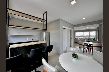 Apartamento à venda com 45m², 2 quartos e 1 vaga Apartamento à venda com 45m², 2 quartos e 1 vagaSalão Gourmet