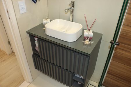 Apartamento para alugar com 49m², 2 quartos e 1 vagaBanheiro 