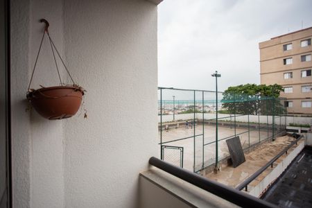 VARANDA DA SALA de apartamento para alugar com 2 quartos, 65m² em Parque Peruche, São Paulo