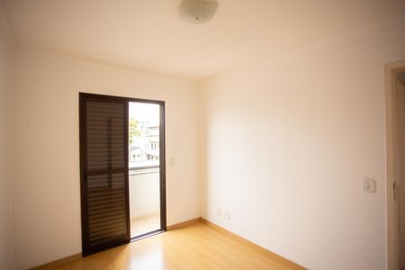 QUARTO SUÍTE de apartamento para alugar com 2 quartos, 65m² em Parque Peruche, São Paulo