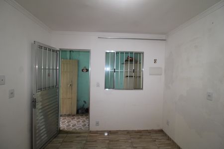 Casa à venda com 150m², 5 quartos e 1 vagaSala