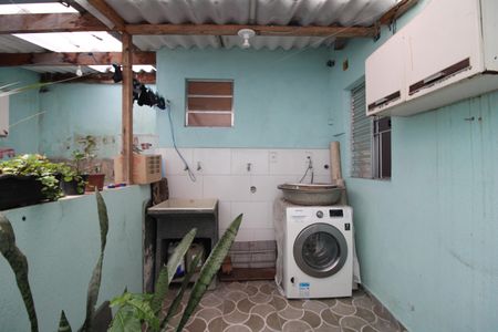 Casa à venda com 150m², 5 quartos e 1 vagaÁrea de Serviço