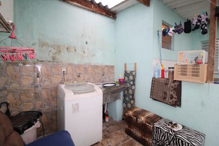 Casa à venda com 150m², 5 quartos e 1 vagaCasa 2 - Área de Serviço