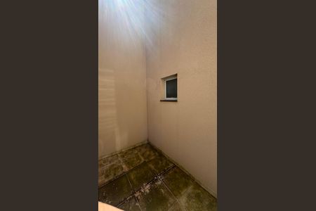 Apartamento para alugar com 52m², 2 quartos e 1 vaga Apartamento para alugar com 52m², 2 quartos e 1 vagaVaranda