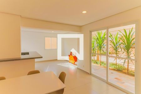 Apartamento para alugar com 55m², 2 quartos e sem vagaÁrea comum