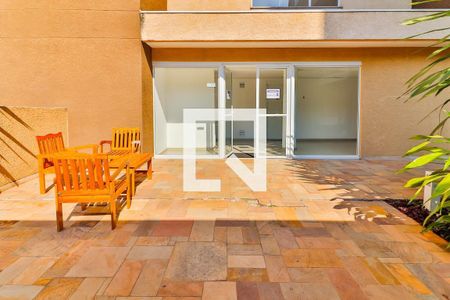 Apartamento para alugar com 55m², 2 quartos e sem vagaÁrea comum