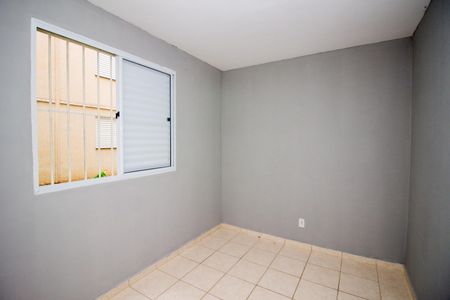 Quarto 1 de apartamento para alugar com 2 quartos, 43m² em Centro, Contagem
