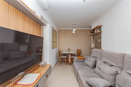 Sala de apartamento para alugar com 2 quartos, 47m² em Vila Natalia, São Paulo