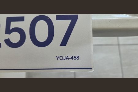Plaquinha instalada de apartamento à venda com 2 quartos, 50m² em Bom Jesus, Contagem