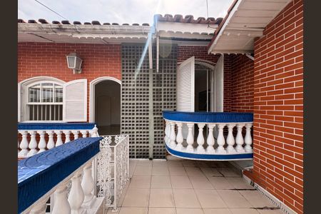 Casa à venda com 220m², 4 quartos e 2 vagasVaranda quarto 3