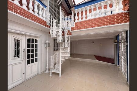 Casa à venda com 220m², 4 quartos e 2 vagasGaragem 