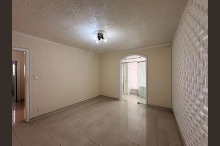 Casa à venda com 220m², 4 quartos e 2 vagasSuite