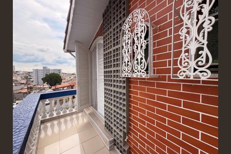 Casa à venda com 220m², 4 quartos e 2 vagasSacada