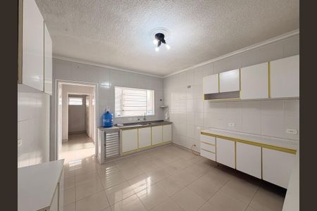 Casa à venda com 220m², 4 quartos e 2 vagasCozinha