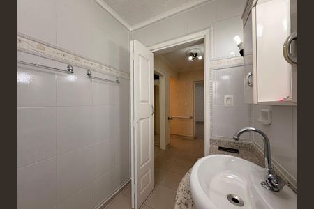 Casa à venda com 220m², 4 quartos e 2 vagasBanheiro