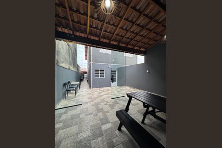 Casa à venda com 155m², 2 quartos e 2 vagas Casa à venda com 155m², 2 quartos e 2 vagasÁrea Externa