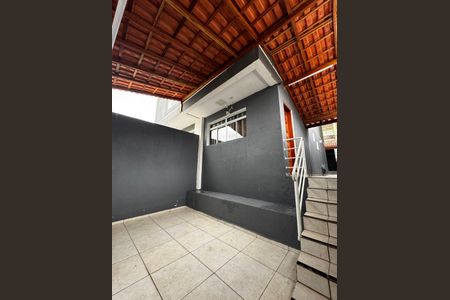 Casa à venda com 155m², 2 quartos e 2 vagas Casa à venda com 155m², 2 quartos e 2 vagasÁrea Externa