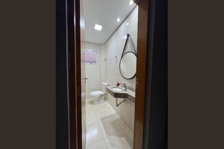 Casa à venda com 155m², 2 quartos e 2 vagas Casa à venda com 155m², 2 quartos e 2 vagasBanheiro 3