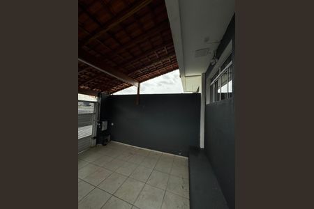 Casa à venda com 155m², 2 quartos e 2 vagas Casa à venda com 155m², 2 quartos e 2 vagasÁrea Externa
