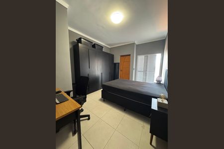 Casa à venda com 155m², 2 quartos e 2 vagas Casa à venda com 155m², 2 quartos e 2 vagasQuarto 1