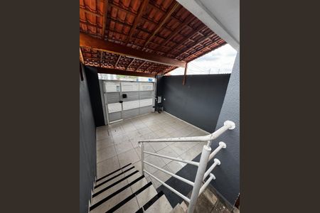 Casa à venda com 155m², 2 quartos e 2 vagas Casa à venda com 155m², 2 quartos e 2 vagasÁrea Externa