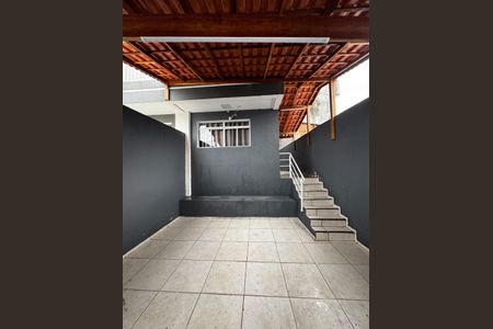 Casa à venda com 155m², 2 quartos e 2 vagas Casa à venda com 155m², 2 quartos e 2 vagasÁrea Externa