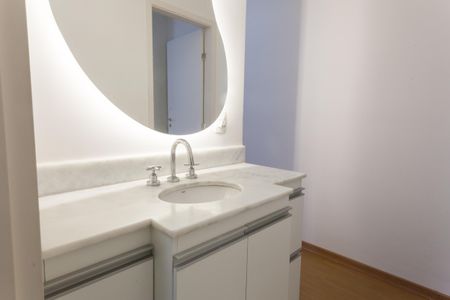 Apartamento para alugar com 70m², 2 quartos e 1 vaga Apartamento para alugar com 70m², 2 quartos e 1 vagaBanheiro Social