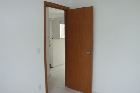 Quarto 1 de apartamento para alugar com 2 quartos, 39m² em Lajeado, Cotia