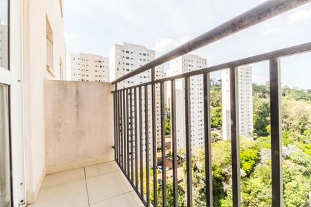 Apartamento para alugar com 55m², 2 quartos e 1 vaga Apartamento para alugar com 55m², 2 quartos e 1 vagaVaranda