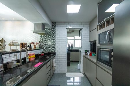 Apartamento à venda com 104m², 3 quartos e 2 vagasCozinha