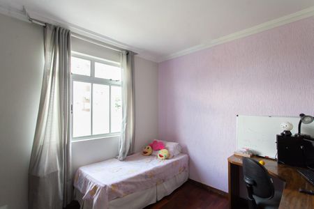 Apartamento à venda com 160m², 4 quartos e 2 vagasQuarto 2