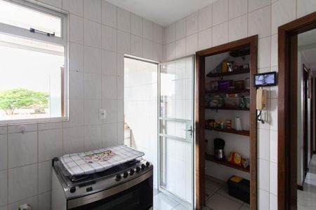 Apartamento à venda com 160m², 4 quartos e 2 vagasCozinha