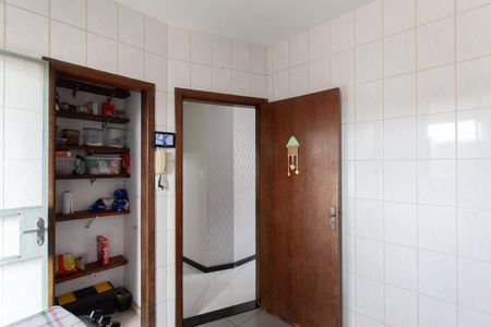 Apartamento à venda com 160m², 4 quartos e 2 vagasCozinha