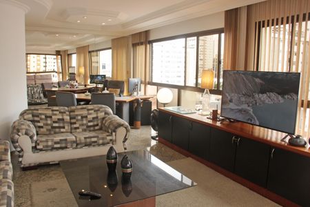 Sala de apartamento para alugar com 3 quartos, 184m² em Gonzaga, Santos