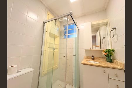 Apartamento à venda com 63m², 2 quartos e 2 vagasBanheiro Social