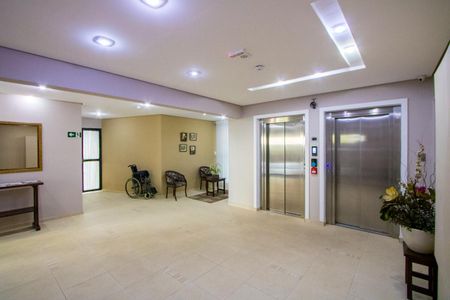 Apartamento à venda com 91m², 2 quartos e 1 vagaÁrea comum