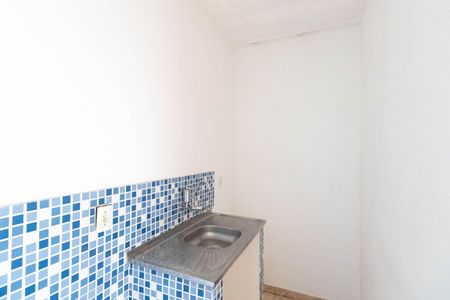 Cozinha de kitnet/studio para alugar com 1 quarto, 30m² em Guaratiba, Rio de Janeiro
