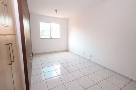 Sala de apartamento para alugar com 3 quartos, 80m² em Jardim América, Goiânia