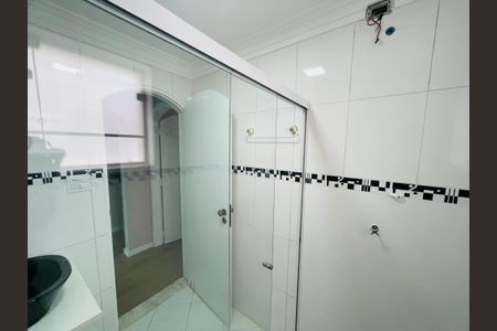 Casa à venda com 340m², 3 quartos e 4 vagas Casa à venda com 340m², 3 quartos e 4 vagasBanheiro 2