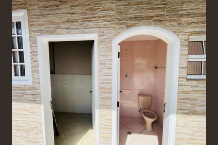 Casa à venda com 340m², 3 quartos e 4 vagas Casa à venda com 340m², 3 quartos e 4 vagasBanheiro 4