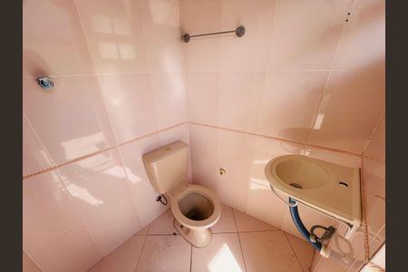 Casa à venda com 340m², 3 quartos e 4 vagas Casa à venda com 340m², 3 quartos e 4 vagasBanheiro 4