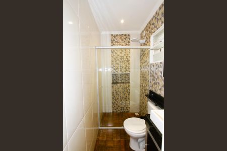 Banheiro de kitnet/studio para alugar com 1 quarto, 14m² em Caiçaras, Belo Horizonte