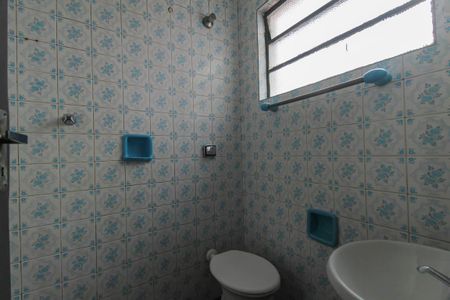 Banheiro Social de casa para alugar com 1 quarto, 70m² em Chácara Belenzinho, São Paulo