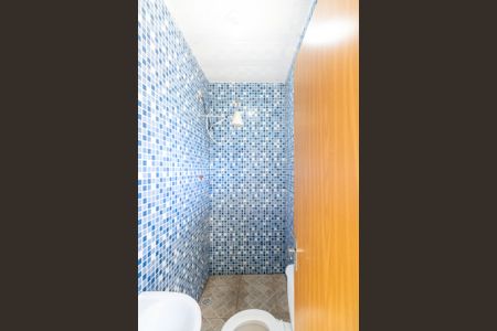 Banheiro Social de kitnet/studio para alugar com 1 quarto, 30m² em Guaratiba, Rio de Janeiro