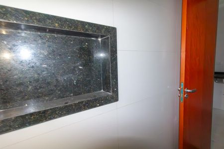 Apartamento à venda com 37m², 2 quartos e sem vaga Apartamento à venda com 37m², 2 quartos e sem vagaBanheiro