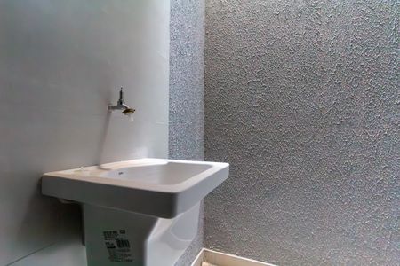 Apartamento à venda com 37m², 2 quartos e sem vaga Apartamento à venda com 37m², 2 quartos e sem vagaÁrea de Serviço