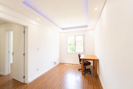 Apartamento à venda com 2 quartos, 56m² em Marechal Rondon, Canoas