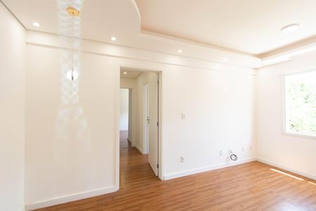 Apartamento à venda com 2 quartos, 56m² em Marechal Rondon, Canoas